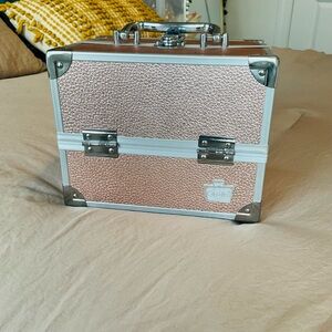 Caboodles Gold and Silver Makeup Organizer with Sturdy Design